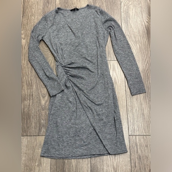 🌫️Banana Republic Charcoal Gray Soft Knit Bodycon Dress (XS) 🌫️ - Picture 11 of 12